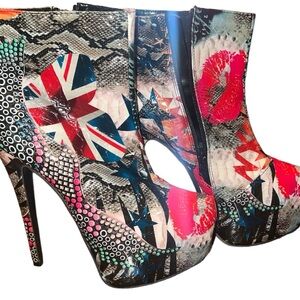 Colorful Patterned Women's Boots